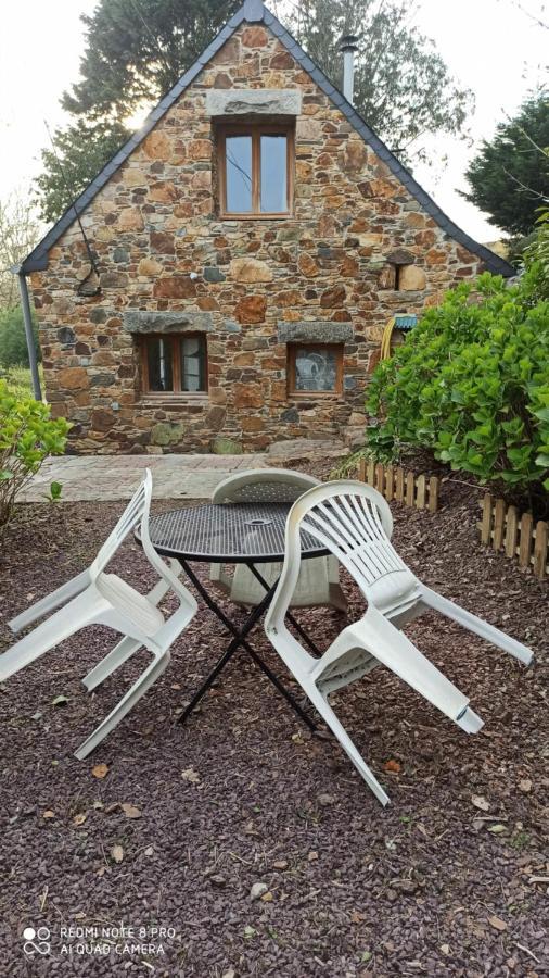 Charmante Petite Maison De Pecheur - Proche Ile De Brehat Et Gr34 Lezardrieux Luaran gambar